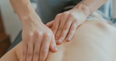 Massage postnatal